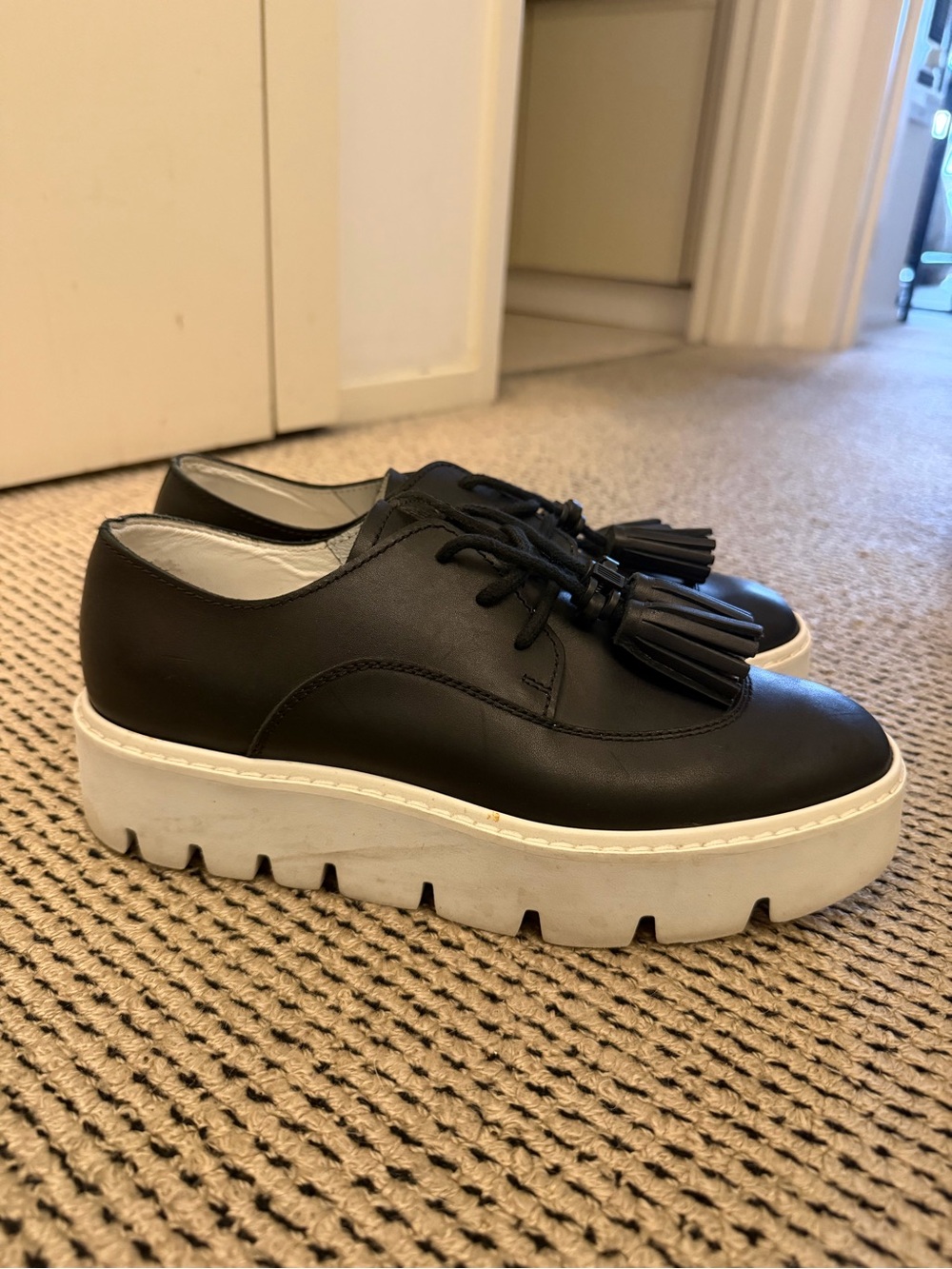 MM6 Maison Martin Margiela Black Leather Platform Tassel Lace-Up Loafers